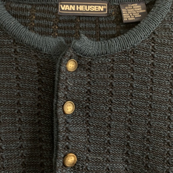 Men’s sweater - Picture 2 of 2